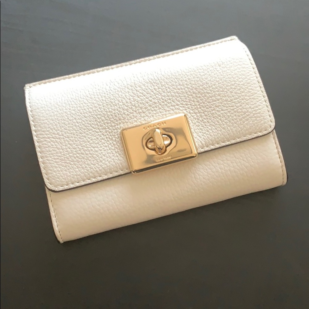 White Leather Coach wallet - small